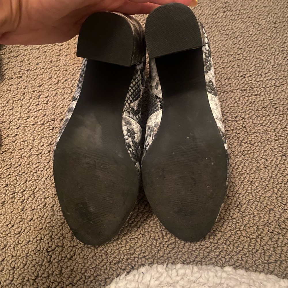 Steve Madden Editor Bootie Size 7 - image 5